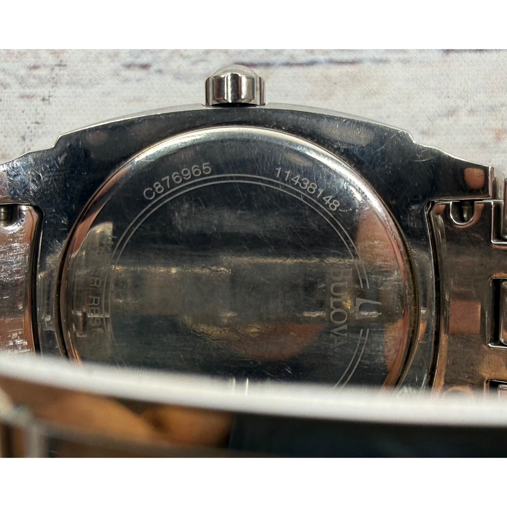 Bulova 96C002 Men's Phantom Crystal Pave Stainless Steel Watch NEEDS A NEW BATT - Picture 4 of 5